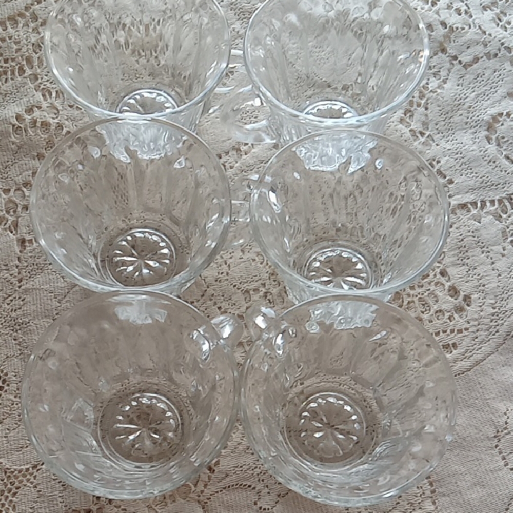 6 Elegant vintage Clear Glass Tea Cups Set or punch cups